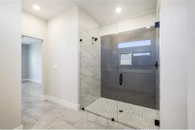 421 NE 19th Ter, Cape Coral, FL 33909 - Photo 18