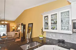10381 McArthur Palm Ln, Fort Myers, FL 33966 - Photo 8