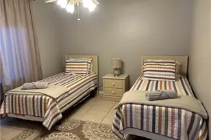 22 SE 10th Ave, Cape Coral, FL 33990 - Photo 16