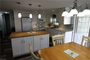 116 Coachlight Dr, Fort Myers, FL 33908 - Photo 8
