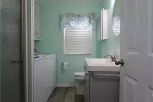 116 Coachlight Dr, Fort Myers, FL 33908 - Photo 16
