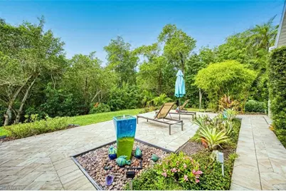 880 Deep Lagoon Ln, Fort Myers, FL 33919 - Photo 20