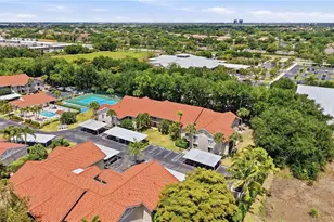 9627 Eaton Gardens Ln, Fort Myers, FL 33919 - Photo 4