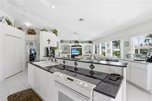 241 SE 29th Terrace, Cape Coral, FL 33904 - Photo 26