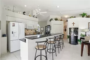 241 SE 29th Terrace, Cape Coral, FL 33904 - Photo 10