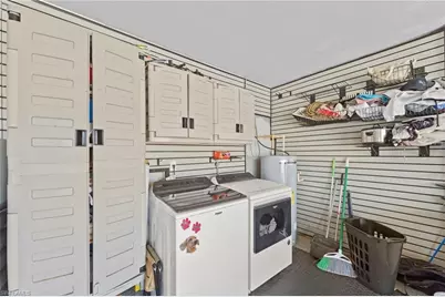 311 SW 19th Ln, Cape Coral, FL 33991 - Photo 26