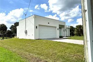 515 Broadway Ave, Lehigh Acres, FL 33972 - Photo 4