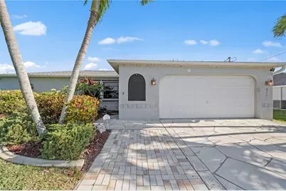 311 SW 19th Ln, Cape Coral, FL 33991 - Photo 2