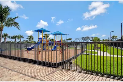 14688 Cantabria Dr, Fort Myers, FL 33905 - Photo 18