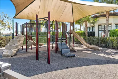 9110 Woodhurst Dr, Naples, FL 34120 - Photo 38