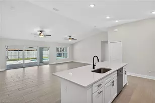 505 SW 25th Ln, Cape Coral, FL 33914 - Photo 12