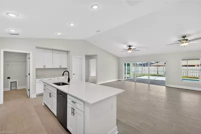 505 SW 25th Ln, Cape Coral, FL 33914 - Photo 10
