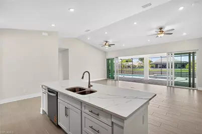136 SW 12th St, Cape Coral, FL 33991 - Photo 16