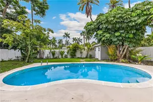 1358 Hopedale Dr, Fort Myers, FL 33919 - Photo 4