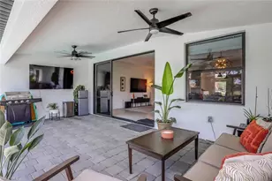 512 SW 15th St, Cape Coral, FL 33991 - Photo 16