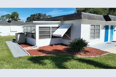 9 Hamlin Ct, Lehigh Acres, FL 33936 - Photo 1