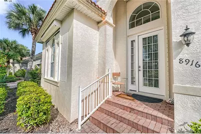8916 Dartmoor Way, Fort Myers, FL 33908 - Photo 6
