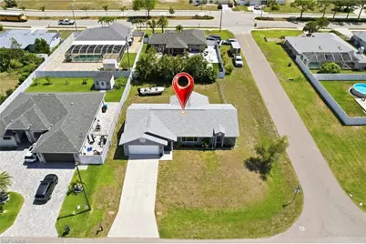 202 SE 10th Ter, Cape Coral, FL 33990 - Photo 44