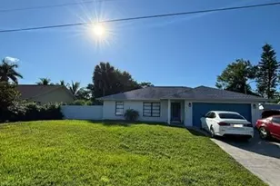 1715 50th Terrace SW, Naples, FL 34116 - Photo 2