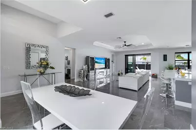 2419 Country Club Blvd, Cape Coral, FL 33990 - Photo 16