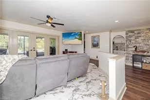 2507 Lakeview Dr, Lehigh Acres, FL 33936 - Photo 12