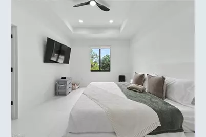 402 Thompson Ave, Lehigh Acres, FL 33972 - Photo 16