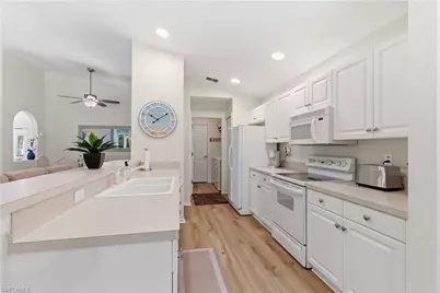 9584 Dunkirk Dr, Fort Myers, FL 33919 - Photo 14