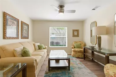 9584 Dunkirk Dr, Fort Myers, FL 33919 - Photo 6