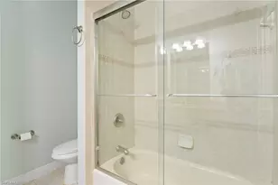 2506 Retunda Pkwy W, Cape Coral, FL 33904 - Photo 34