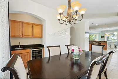 2506 Retunda Pkwy W, Cape Coral, FL 33904 - Photo 10