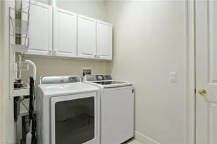 2506 Retunda Pkwy W, Cape Coral, FL 33904 - Photo 36