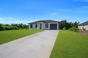 2609 21st St SW, Lehigh Acres, FL 33976 - Photo 2