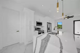 2609 21st St SW, Lehigh Acres, FL 33976 - Photo 8