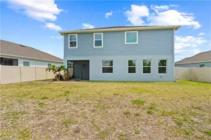 8944 Cascade Price Cir, North Fort Myers, FL 33917 - Photo 32