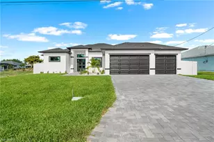 222 SE 2nd Ave, Cape Coral, FL 33990 - Photo 2