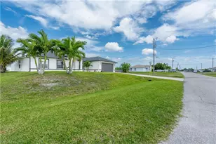 16 NW 18th Ave, Cape Coral, FL 33993 - Photo 4
