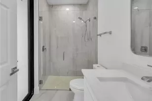 1201 NE 12th Pl, Cape Coral, FL 33909 - Photo 20