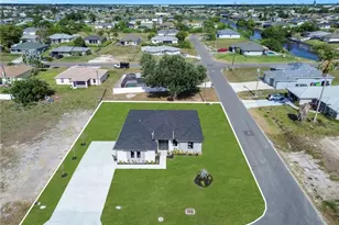 1201 NE 12th Pl, Cape Coral, FL 33909 - Photo 32