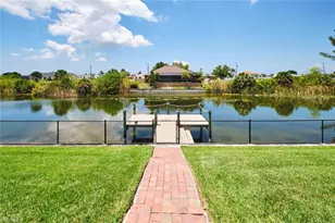 844 NE 6th Ave, Cape Coral, FL 33909 - Photo 38