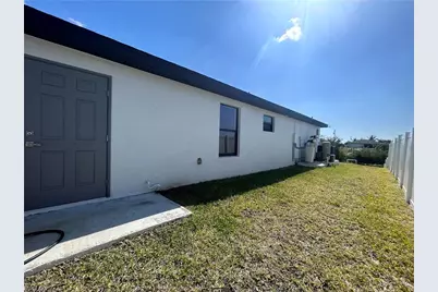1008 NW 12th Ave, Cape Coral, FL 33993 - Photo 18