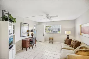 1514 Edgewater Cir, Fort Myers, FL 33919 - Photo 6