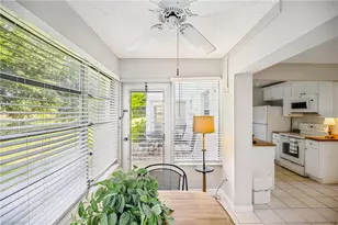 1514 Edgewater Cir, Fort Myers, FL 33919 - Photo 10