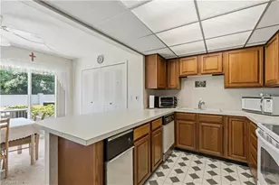 1344 S Brandywine Circle, Fort Myers, FL 33919 - Photo 4