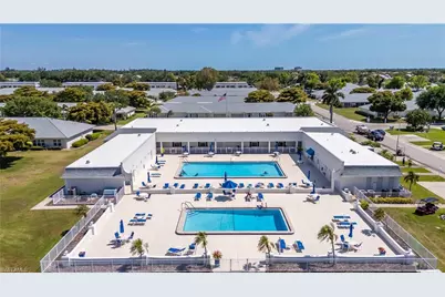 1344 S Brandywine Cir #1, Fort Myers, FL 33919 - Photo 2