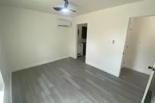 231 Santa Cruz St, North Fort Myers, FL 33903 - Photo 4