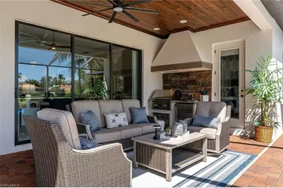 28539 Longford Ct, Bonita Springs, FL 34135 - Photo 4