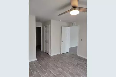 1714 NE 10th Ln, Cape Coral, FL 33909 - Photo 12