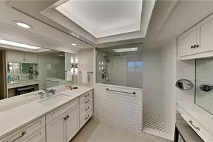 17170 Harbour Point Dr, Fort Myers, FL 33908 - Photo 16