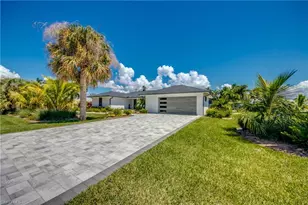 1022 Lindgren Blvd, Sanibel, FL 33957 - Photo 2