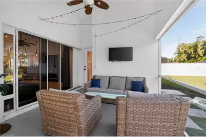 625 SW 36th St, Cape Coral, FL 33914 - Photo 14